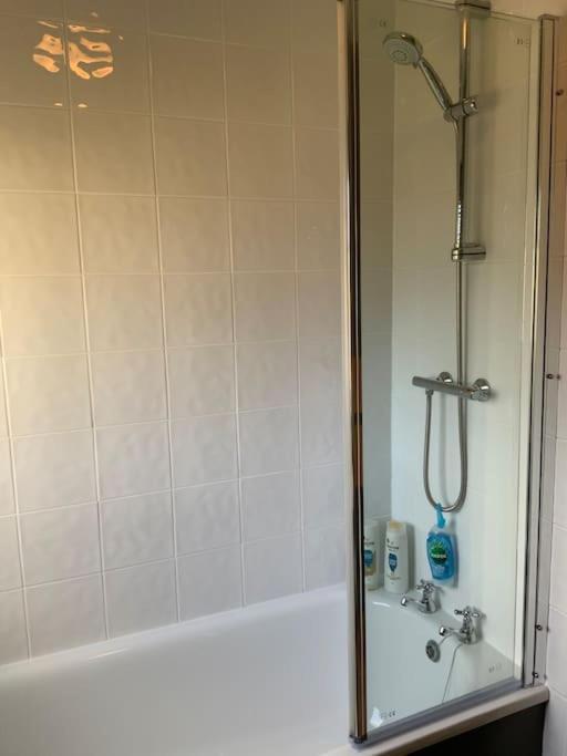 Home From Home, 3 Bedroom House In 霍伊克 外观 照片